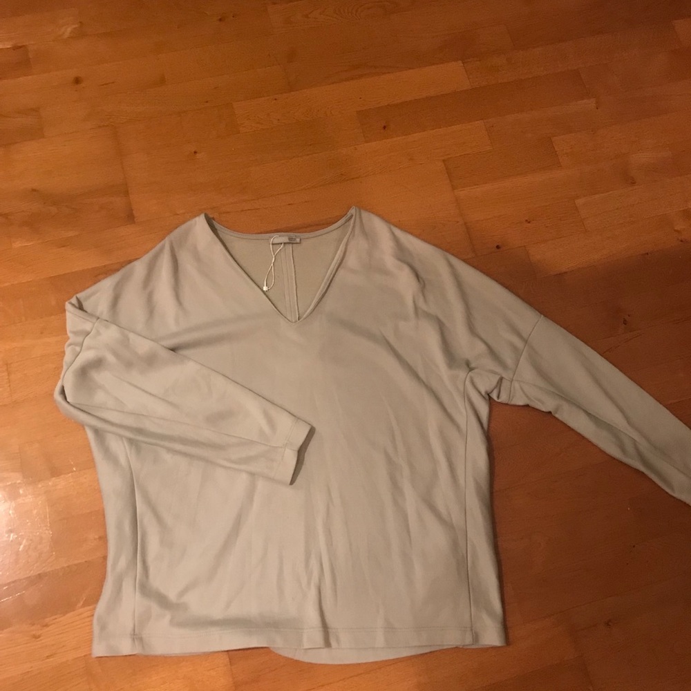 Beige grey top